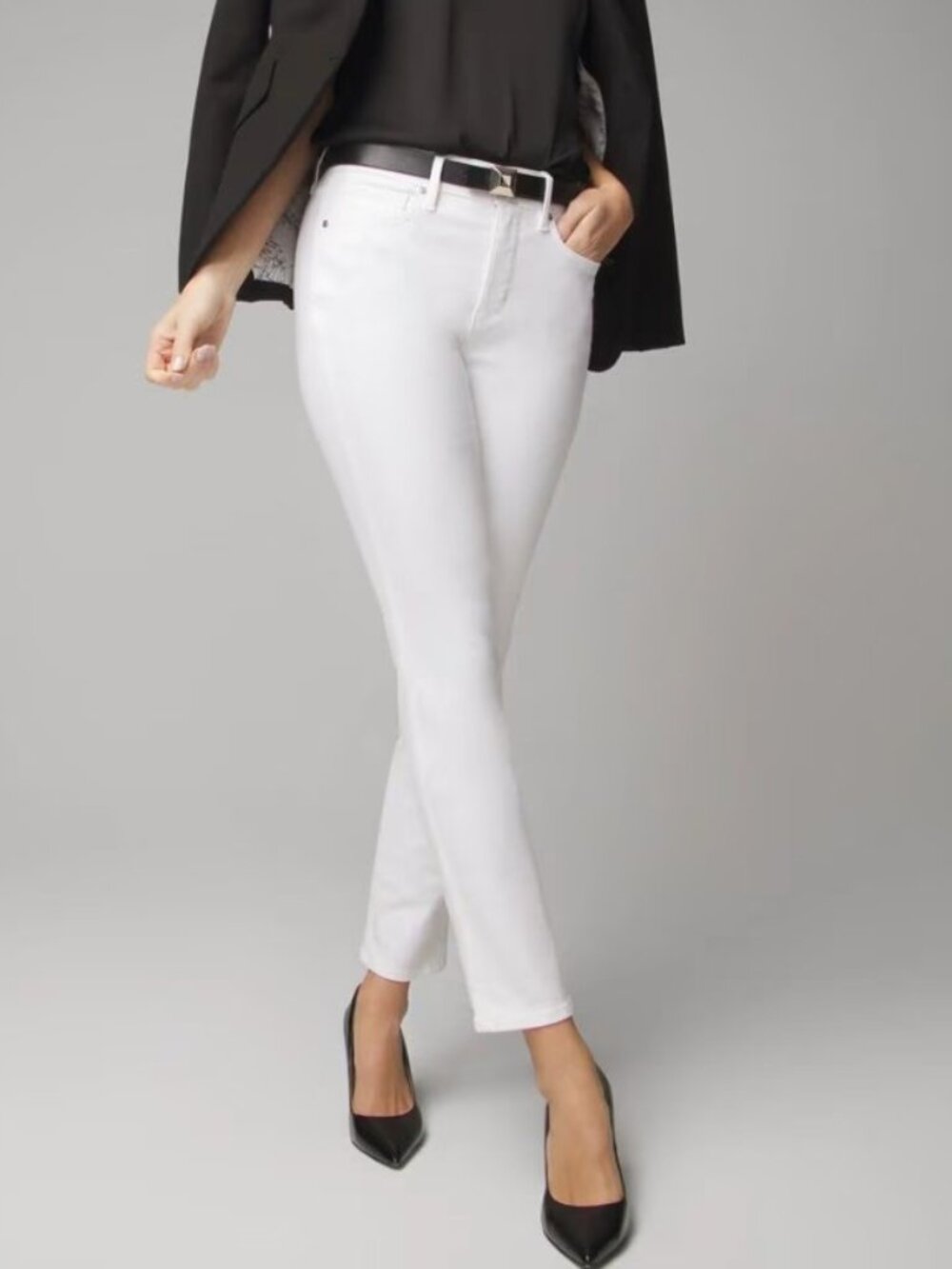 WHBM High Rise White Straight Jeans, Size 4, EUC